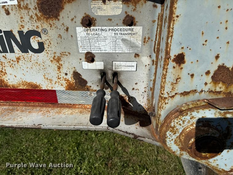 image for item EM2472 1998 Trail King TK110HDG-503 lowboy equipment trailer