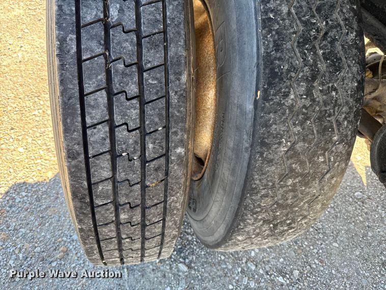 image for item EM2473 2002 Wheeler Steel Works end dump pup trailer