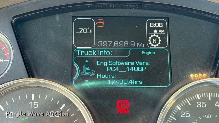 image for item EM2475 2016 Kenworth T680 semi truck