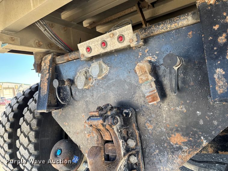 image for item EM2476 2005 Kenworth W900 dump truck