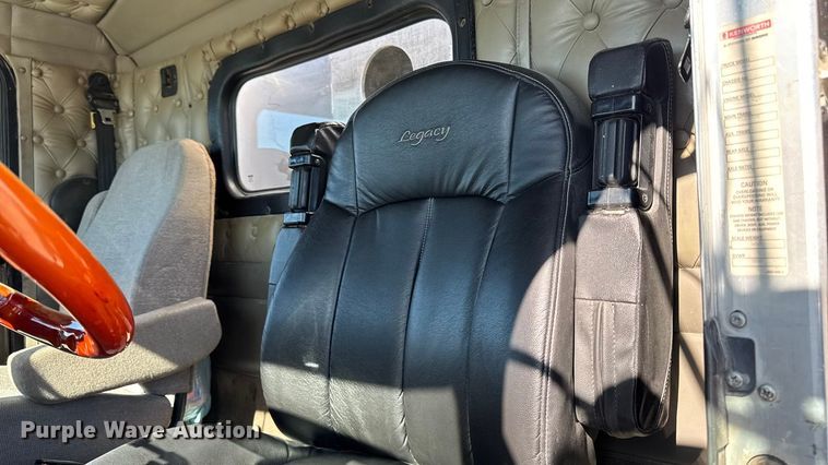 image for item EM2476 2005 Kenworth W900 dump truck