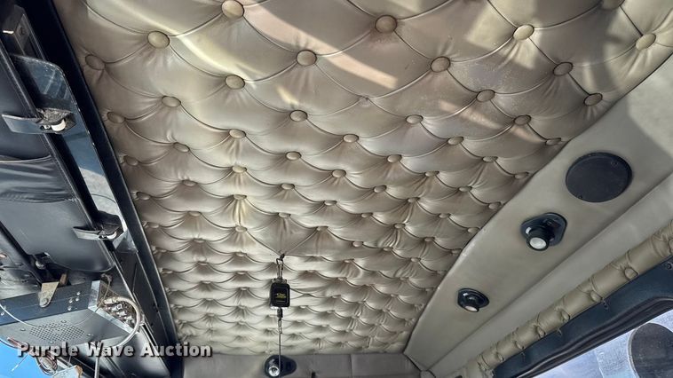 image for item EM2476 2005 Kenworth W900 dump truck