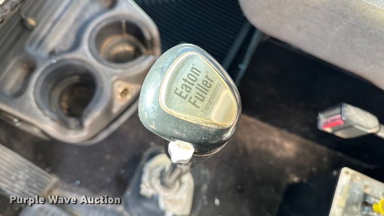 image for item EM2476 2005 Kenworth W900 dump truck