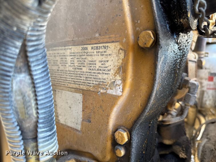 image for item EM2476 2005 Kenworth W900 dump truck