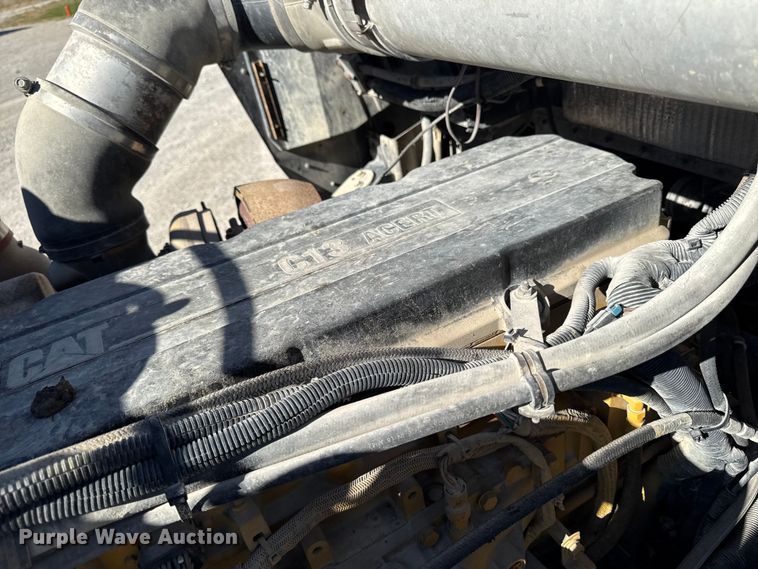 image for item EM2476 2005 Kenworth W900 dump truck