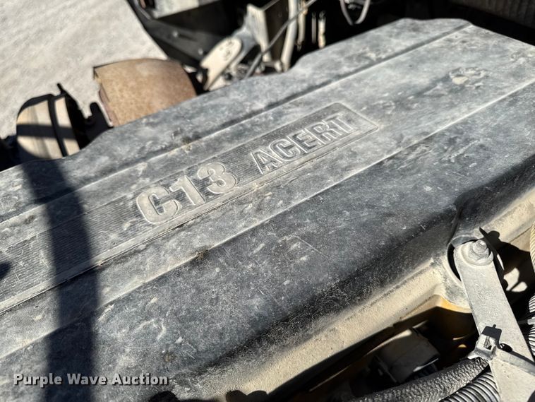 image for item EM2476 2005 Kenworth W900 dump truck