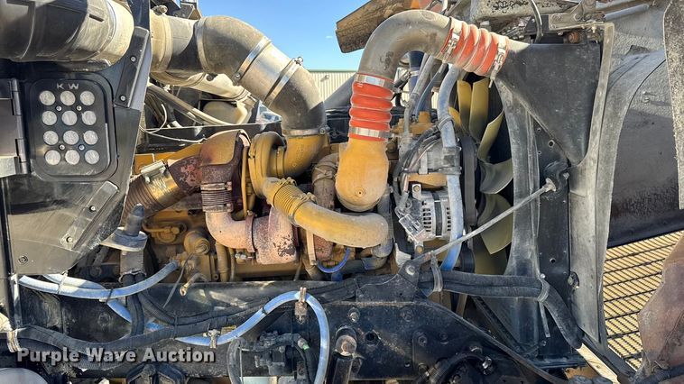 image for item EM2476 2005 Kenworth W900 dump truck