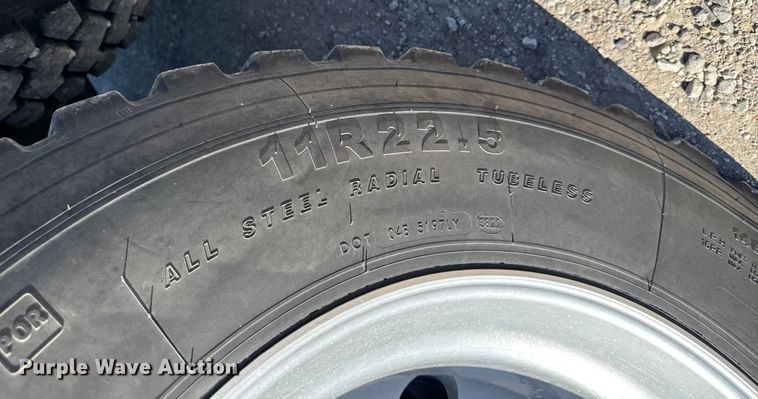 image for item EM2476 2005 Kenworth W900 dump truck