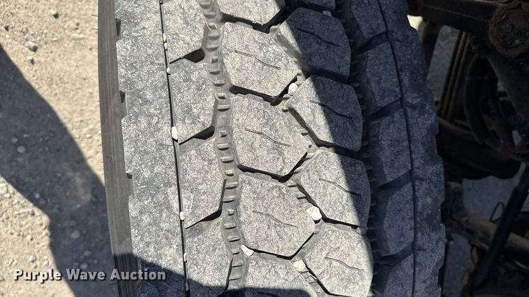 image for item EM2476 2005 Kenworth W900 dump truck