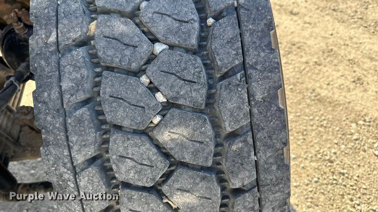 image for item EM2476 2005 Kenworth W900 dump truck