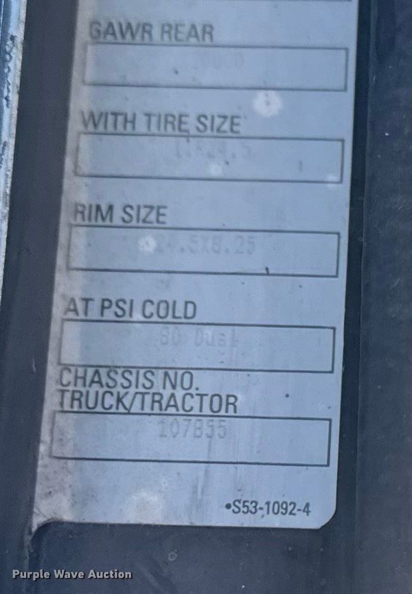 image for item EM2476 2005 Kenworth W900 dump truck