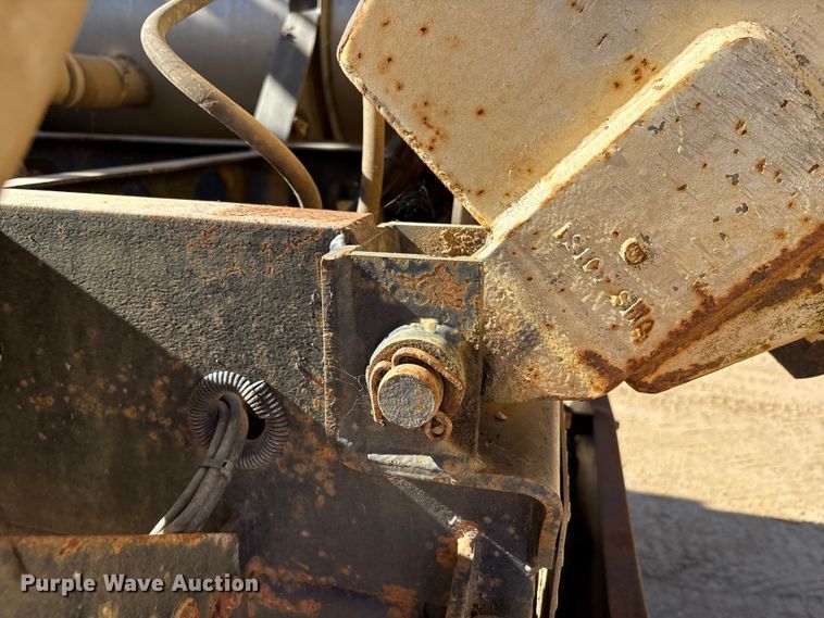 image for item EM6113 1995 Ford LN8000 sewer jetter truck