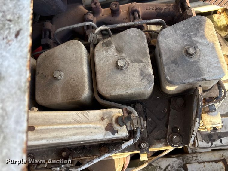 image for item EM6113 1995 Ford LN8000 sewer jetter truck