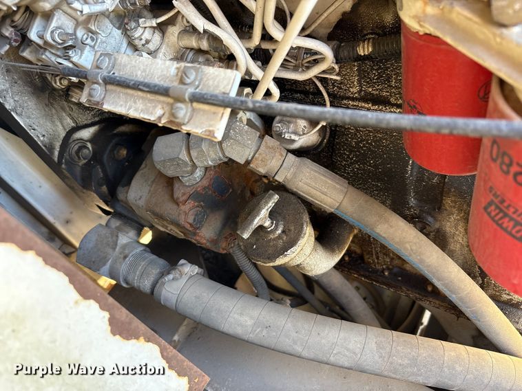 image for item EM6113 1995 Ford LN8000 sewer jetter truck