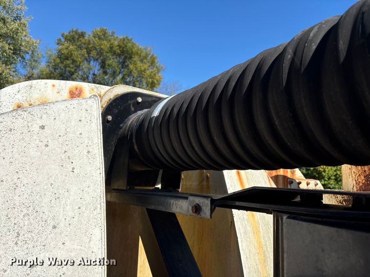 image for item EM6113 1995 Ford LN8000 sewer jetter truck