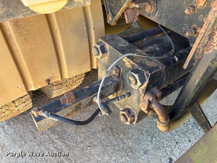 image for item EM6113 1995 Ford LN8000 sewer jetter truck