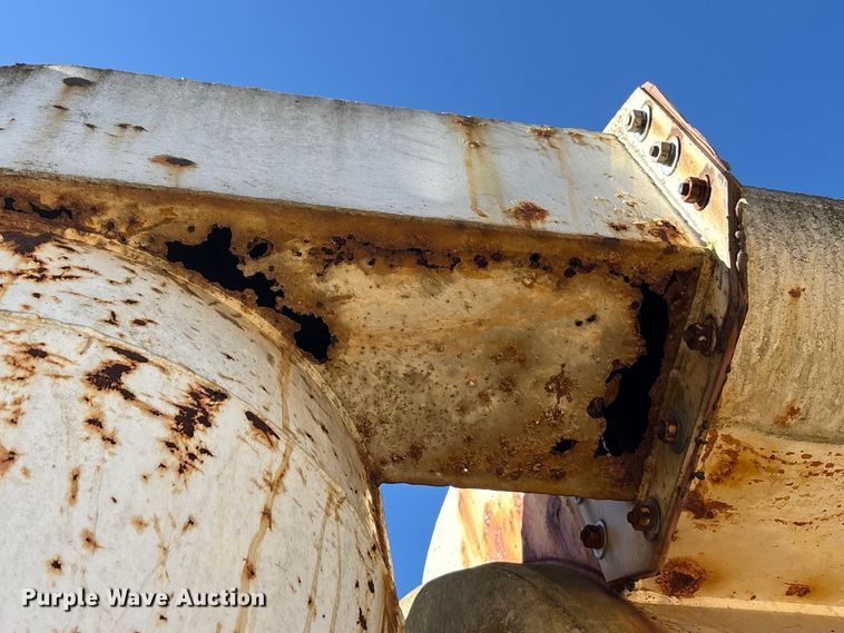 image for item EM6113 1995 Ford LN8000 sewer jetter truck