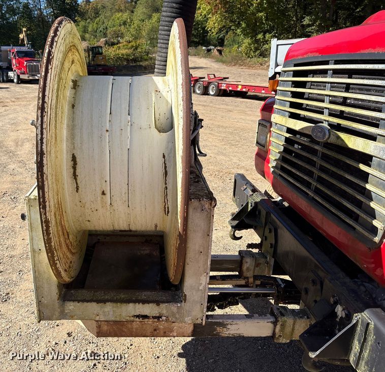 image for item EM6113 1995 Ford LN8000 sewer jetter truck