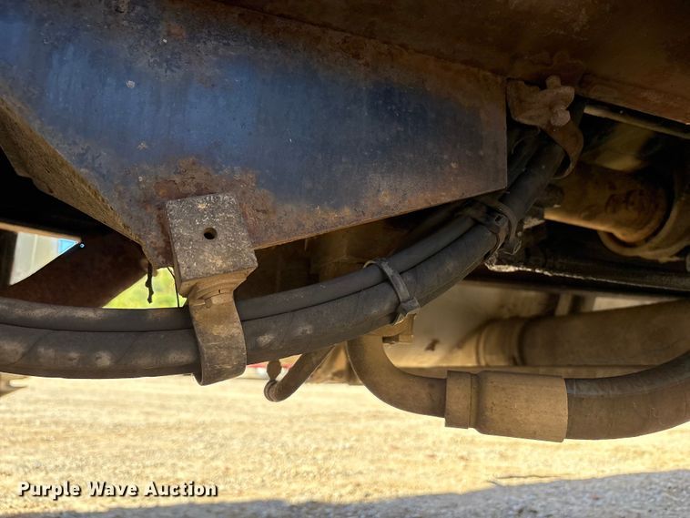 image for item EM6113 1995 Ford LN8000 sewer jetter truck