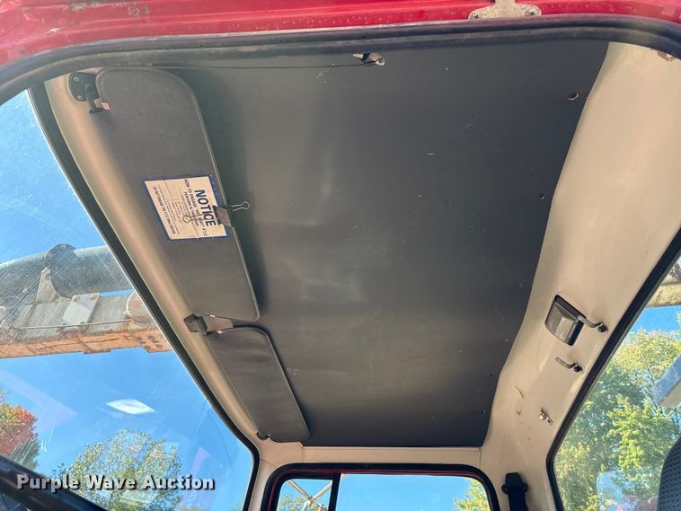 image for item EM6113 1995 Ford LN8000 sewer jetter truck