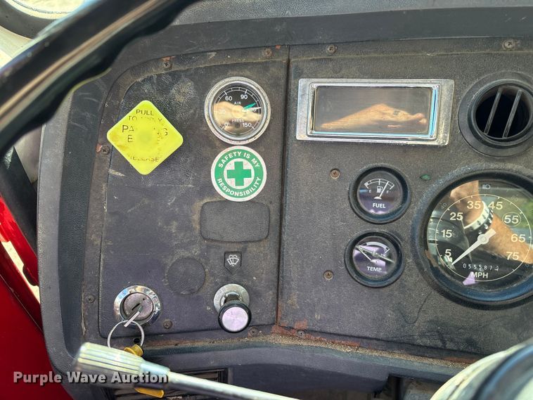 image for item EM6113 1995 Ford LN8000 sewer jetter truck