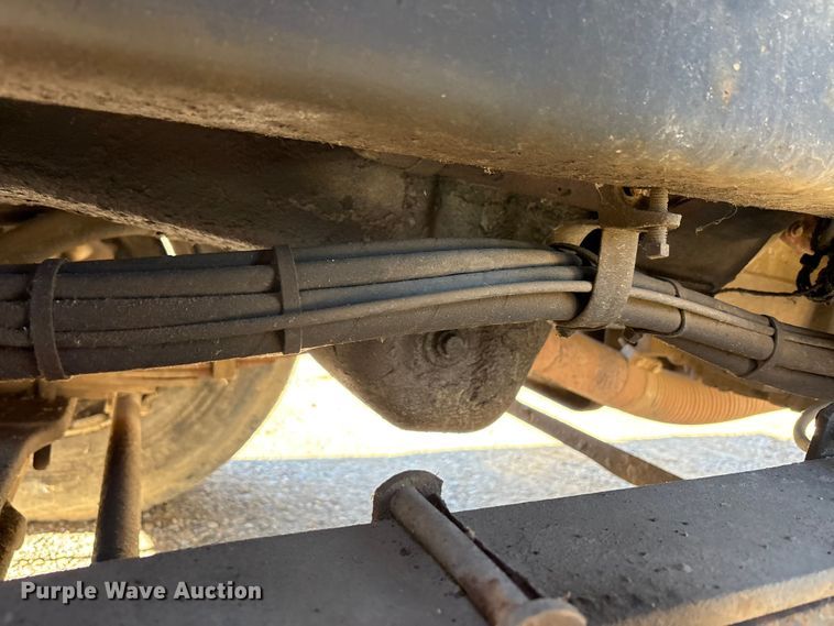 image for item EM6113 1995 Ford LN8000 sewer jetter truck