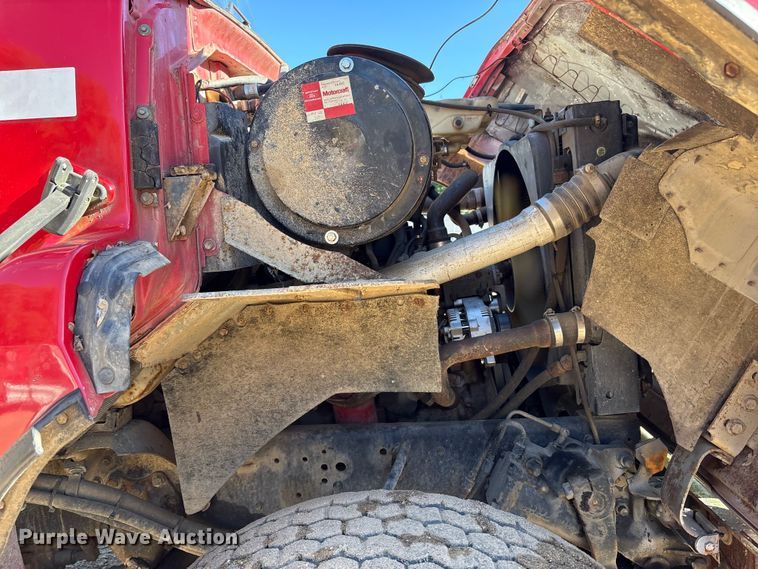 image for item EM6113 1995 Ford LN8000 sewer jetter truck