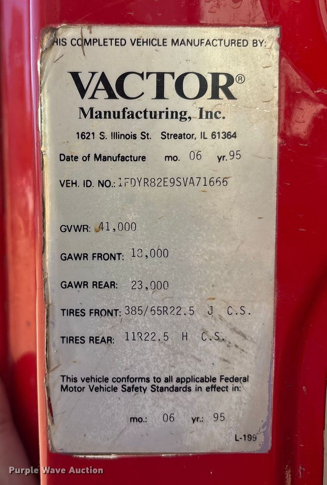 image for item EM6113 1995 Ford LN8000 sewer jetter truck