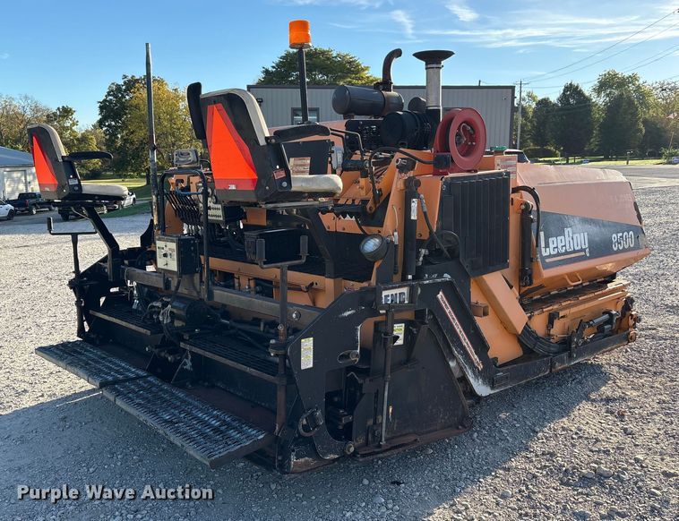 image for item EM6128 2012 Lee-Boy 8500B paver