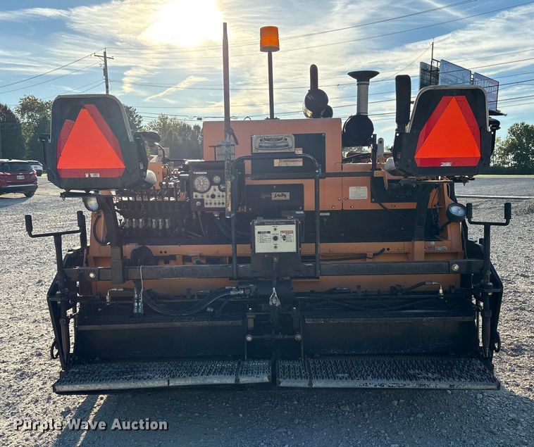 image for item EM6128 2012 Lee-Boy 8500B paver