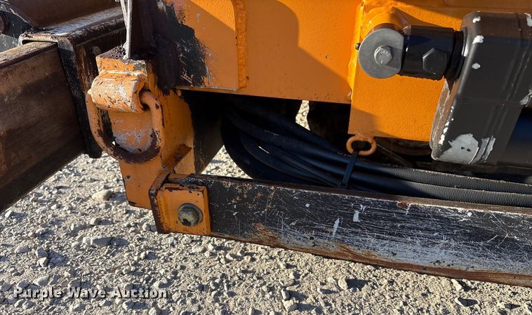 image for item EM6128 2012 Lee-Boy 8500B paver