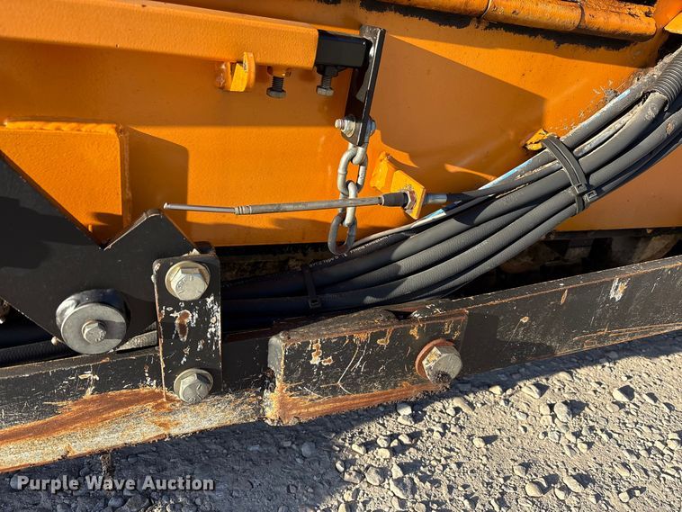 image for item EM6128 2012 Lee-Boy 8500B paver