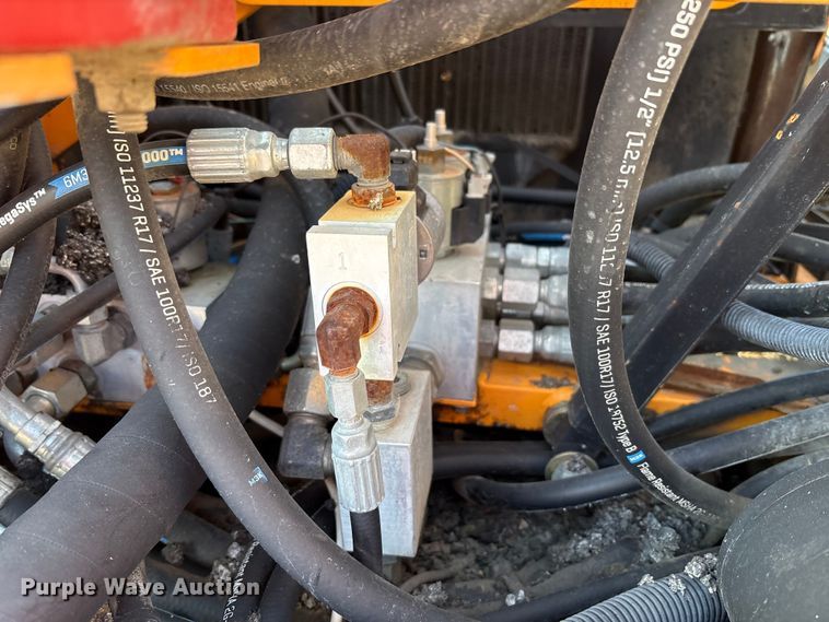 image for item EM6128 2012 Lee-Boy 8500B paver