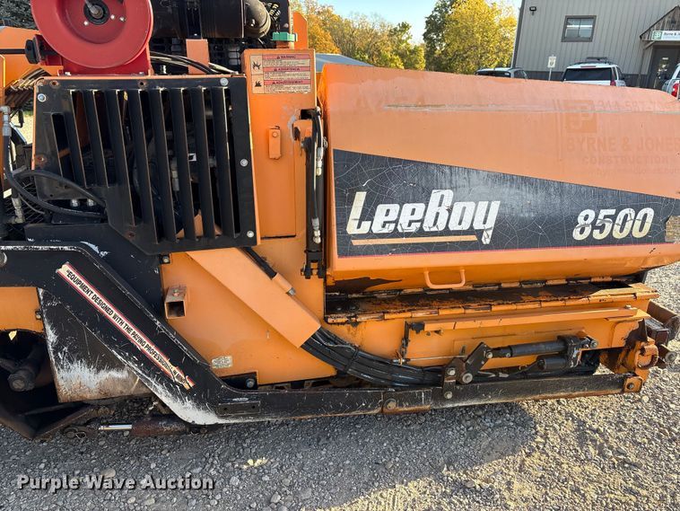 image for item EM6128 2012 Lee-Boy 8500B paver