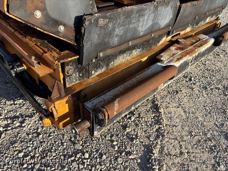 image for item EM6128 2012 Lee-Boy 8500B paver