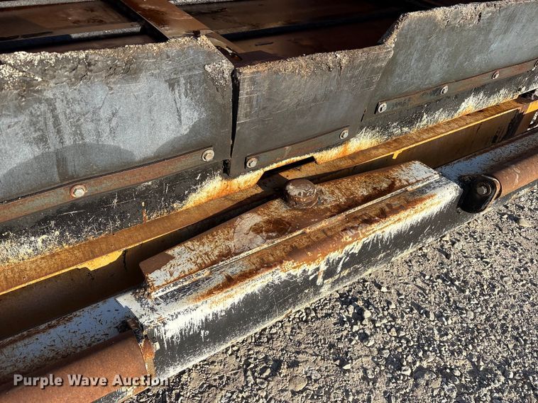 image for item EM6128 2012 Lee-Boy 8500B paver