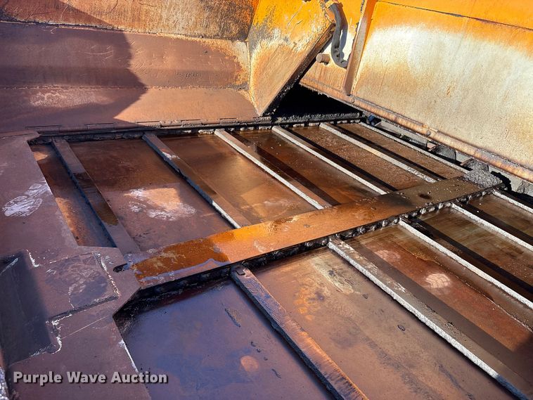 image for item EM6128 2012 Lee-Boy 8500B paver