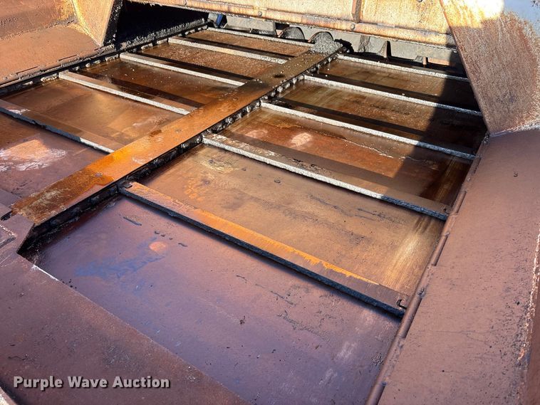 image for item EM6128 2012 Lee-Boy 8500B paver