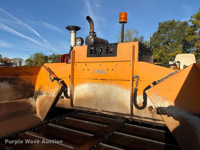 image for item EM6128 2012 Lee-Boy 8500B paver