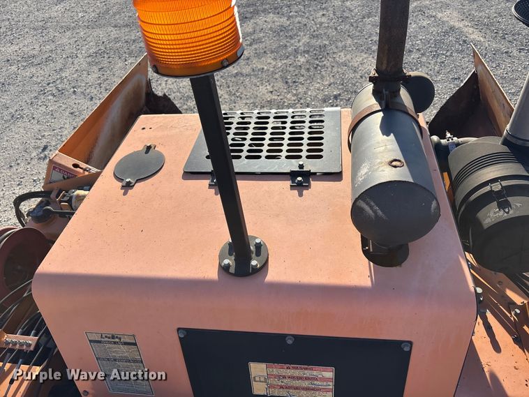 image for item EM6128 2012 Lee-Boy 8500B paver