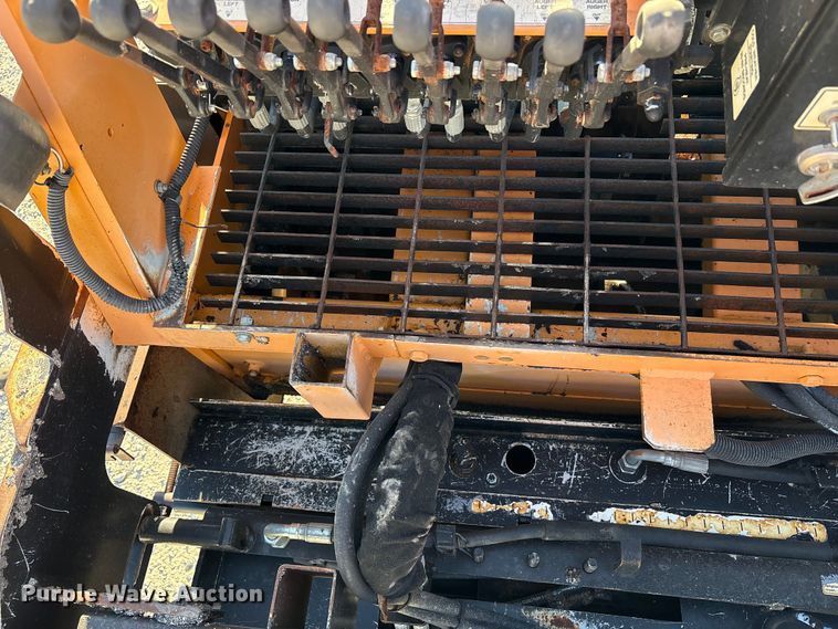 image for item EM6128 2012 Lee-Boy 8500B paver