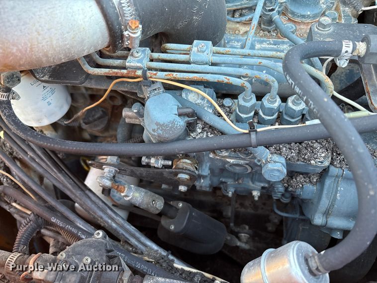 image for item EM6128 2012 Lee-Boy 8500B paver