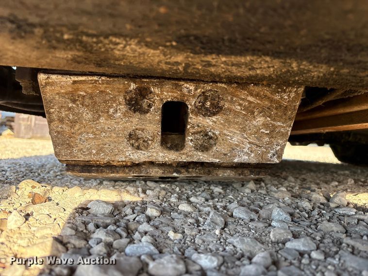 image for item EM6128 2012 Lee-Boy 8500B paver