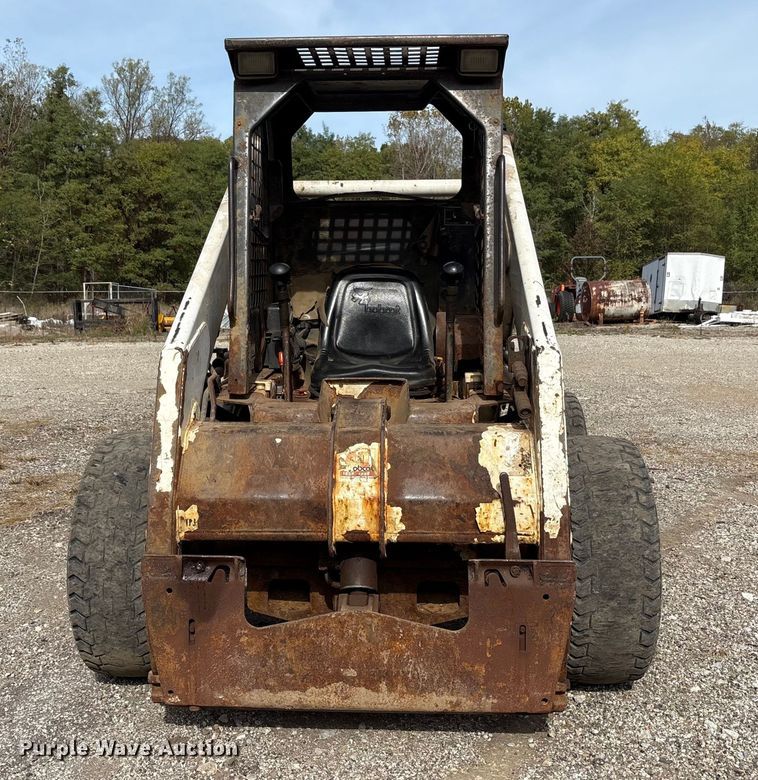 MINI CARGADOR SOBRE RUEDAS 1998 BOBCAT 773