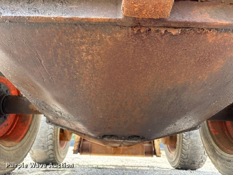 image for item EM6130 1998 Bobcat 773 skid steer loader