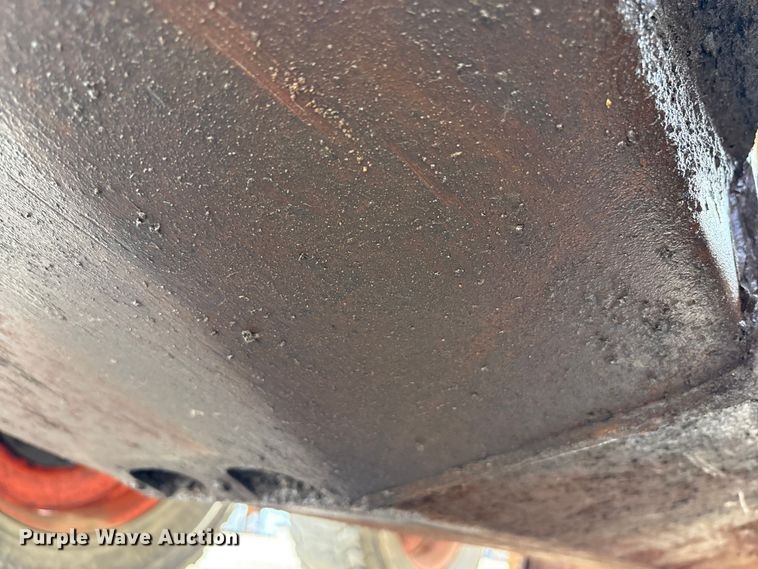 image for item EM6130 1998 Bobcat 773 skid steer loader