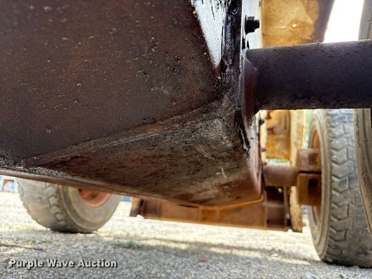 image for item EM6130 1998 Bobcat 773 skid steer loader