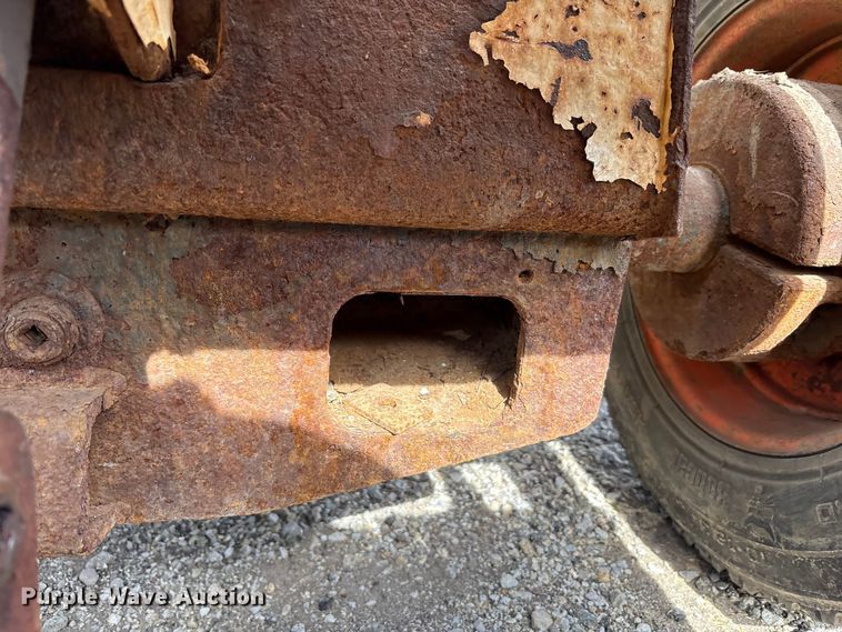 image for item EM6130 1998 Bobcat 773 skid steer loader