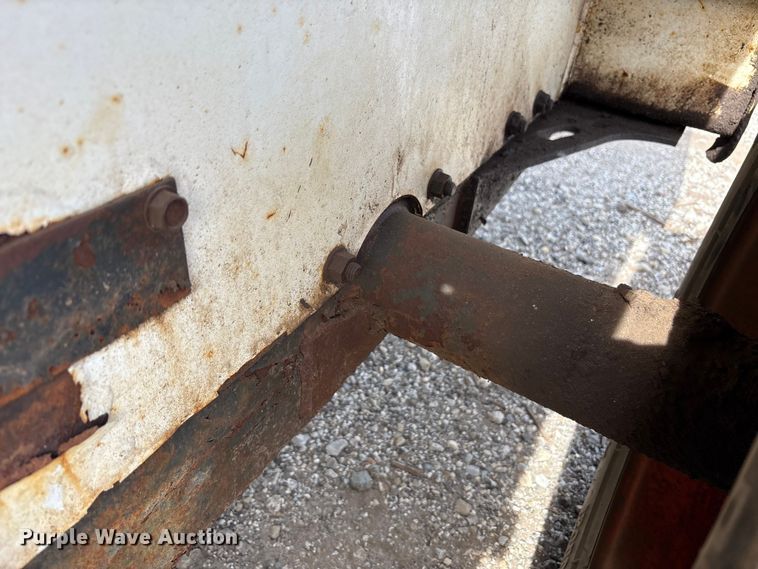 image for item EM6130 1998 Bobcat 773 skid steer loader