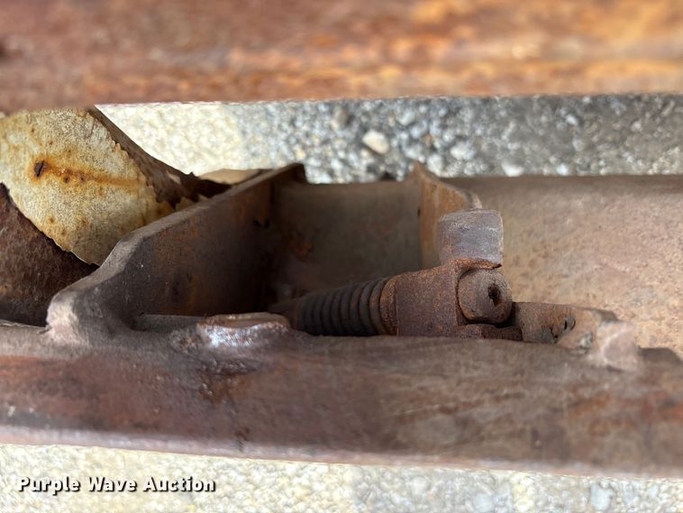 image for item EM6130 1998 Bobcat 773 skid steer loader